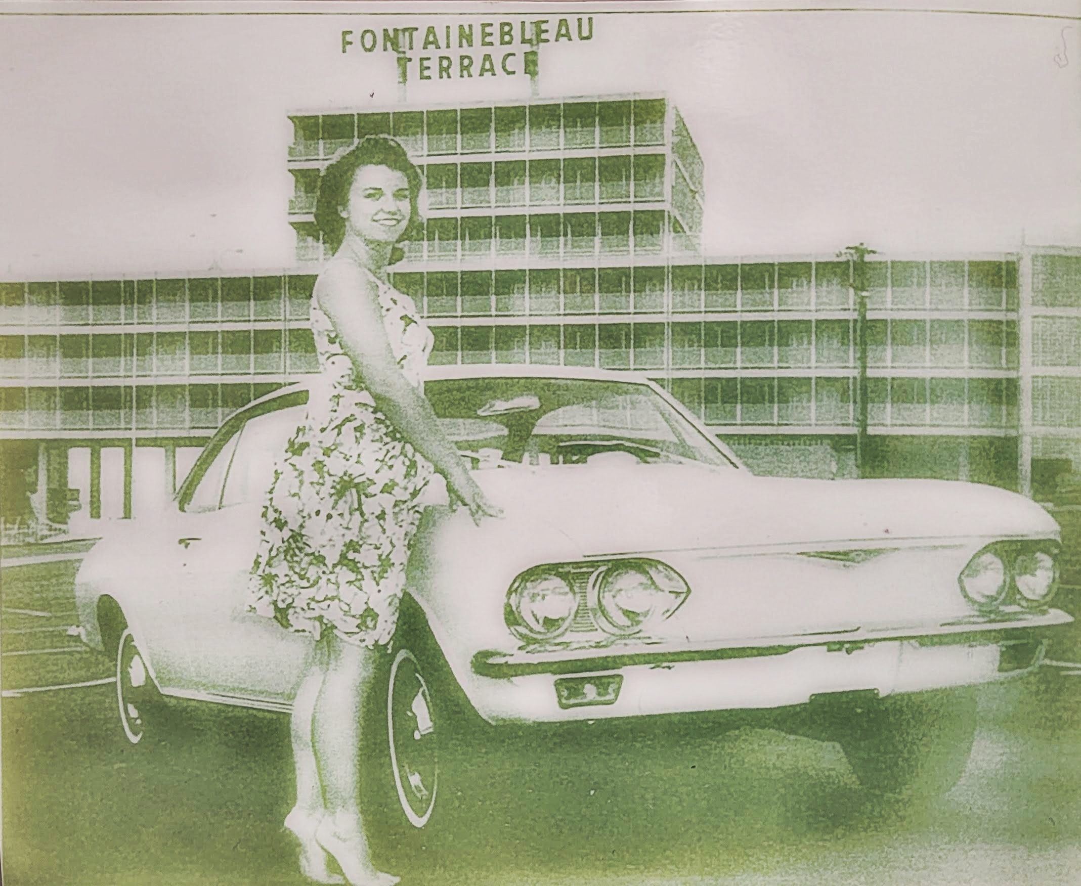Historic Fontainebleau Terrace